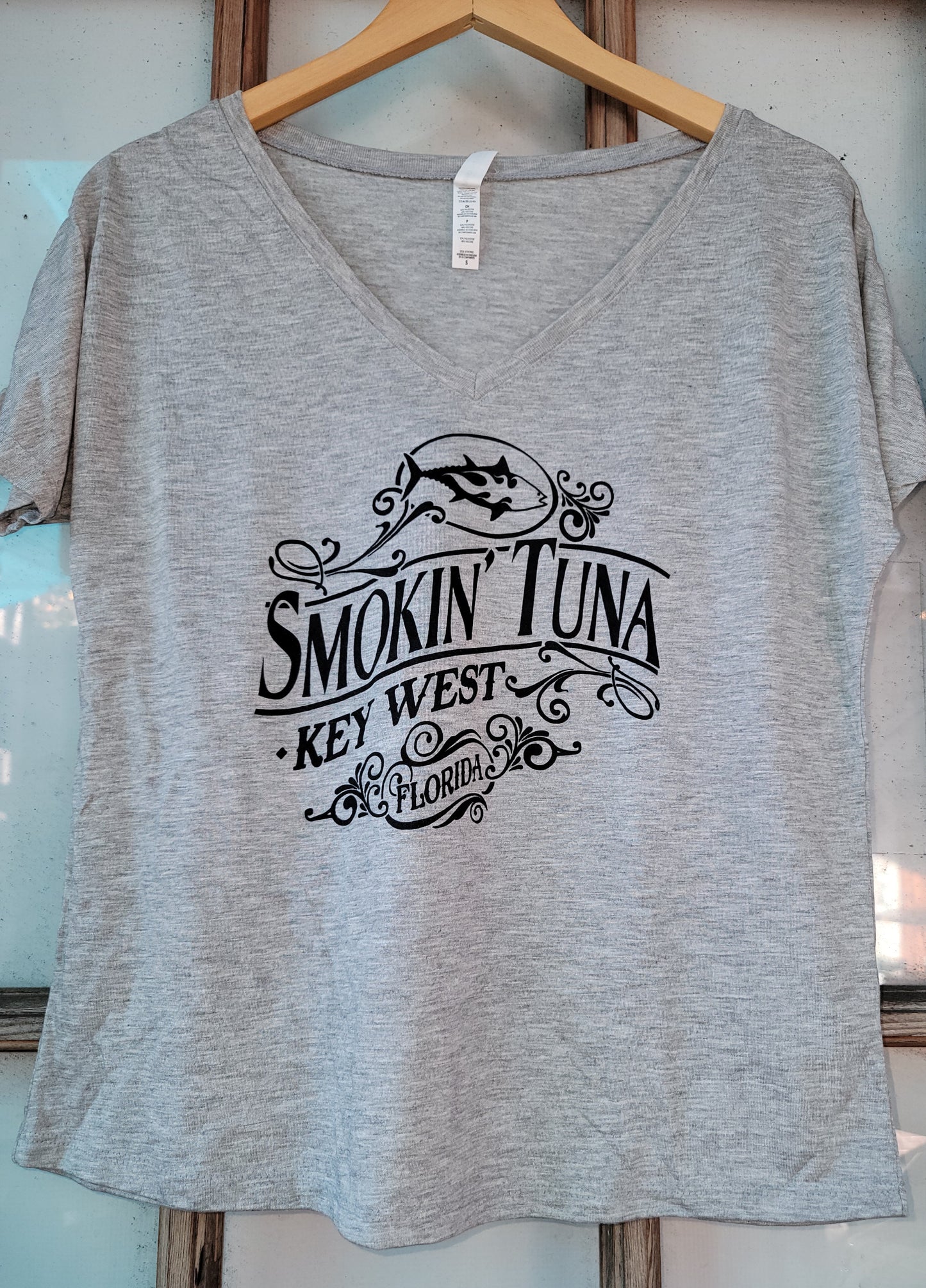 Ladies distressed tee